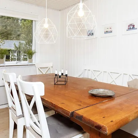Lush In Hals, 6 Guests Feriehus